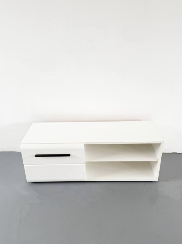 TV stolek